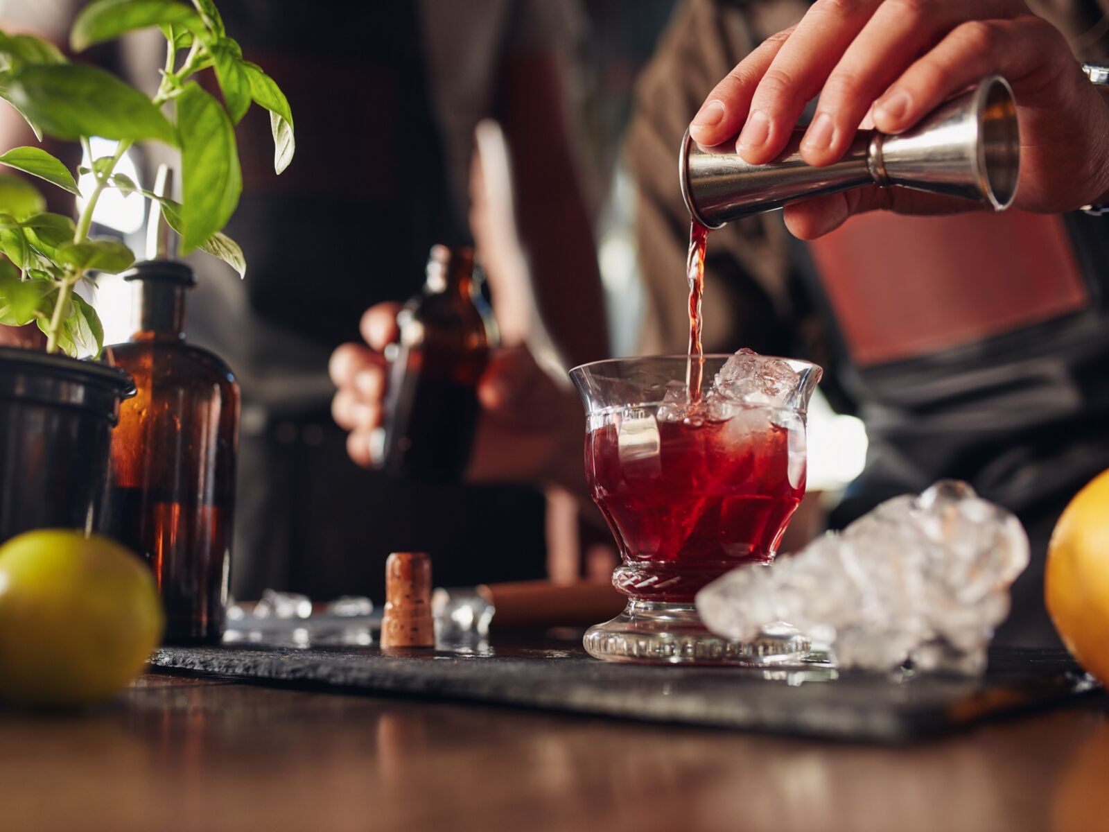 Barkeeper Hotel an der Oper Chemnitz